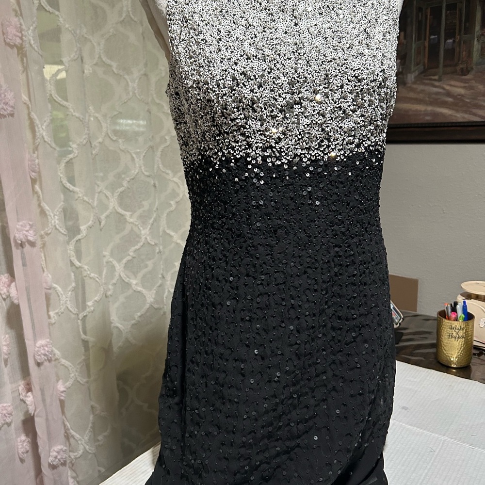 Polo by Ralph Lauren Silver Black Sequin Bodycon Midi Dress - Picture 6 of 14